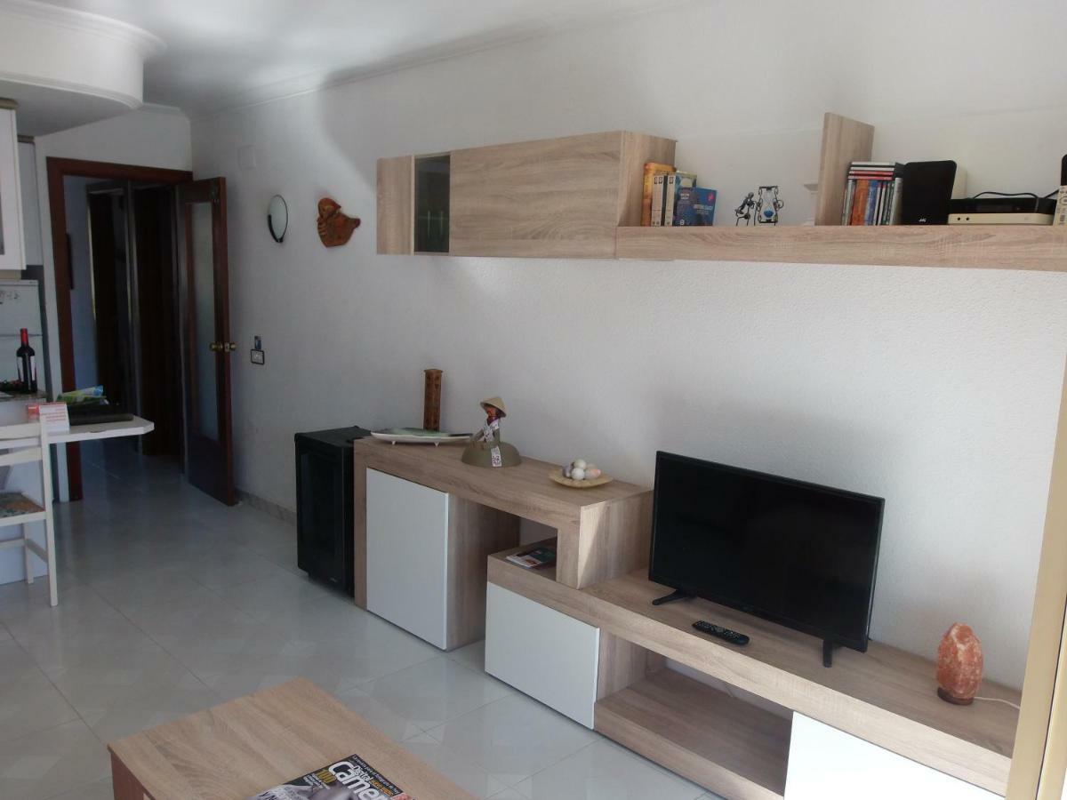 Cozzy Flat In A Quiet And Nice Area / Acogedor Apartamento En Zona Tranquila Y Agradable Apartment Cambrils Exterior photo